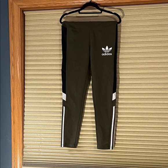 Adidas kids Green and Black Leggings - Picture 1 of 2